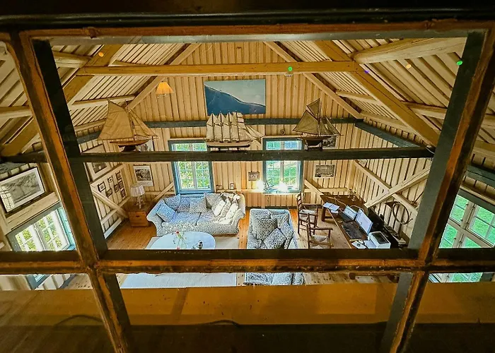 Converted Barn By Hove Archipelago *